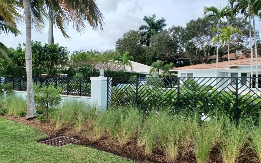 Custom Aluminum Fence – Aluminum Fence – Aluminum Fence Installation – Residential Fence Installation – Fence Installation – Fort Lauderdale, FL Fence Installation