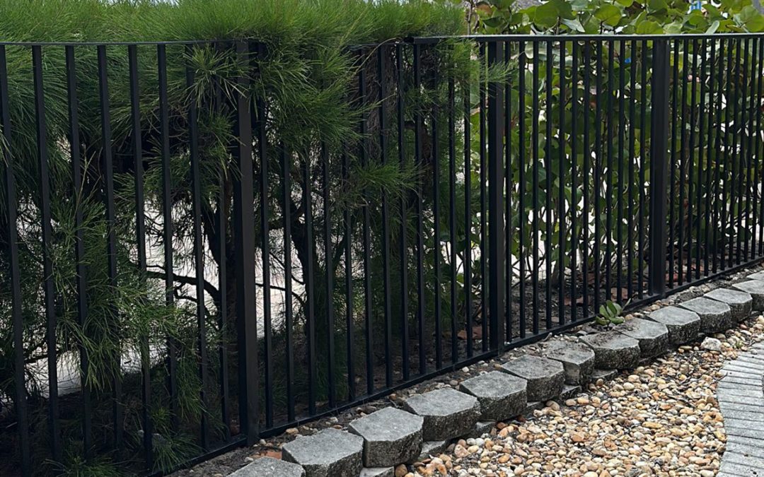 Bronze Mechanical Aluminum Fence – Aluminum Fence – Aluminum Fence Installation – Commercial Fence Installation – Fence Installation – Hollywood, FL Fence Installation
